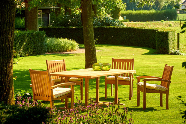 Traditional Teak VICTORIA stacking chair / stapelstoel